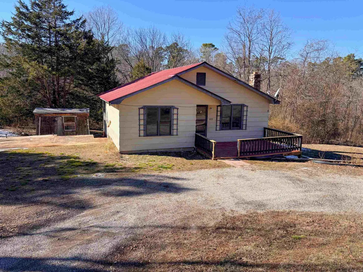 809 N Fairview Road, Mammoth Spring Township, AR 72544 - #1