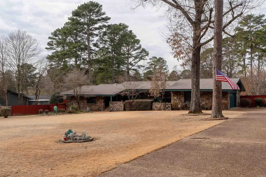 2406 Pinewood Drive, Heber Springs, AR 72543 - #2