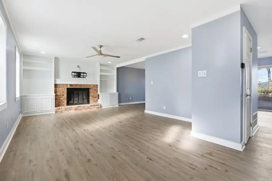 17 Shawnee Forest Cove, Little Rock, AR 72212 - #3