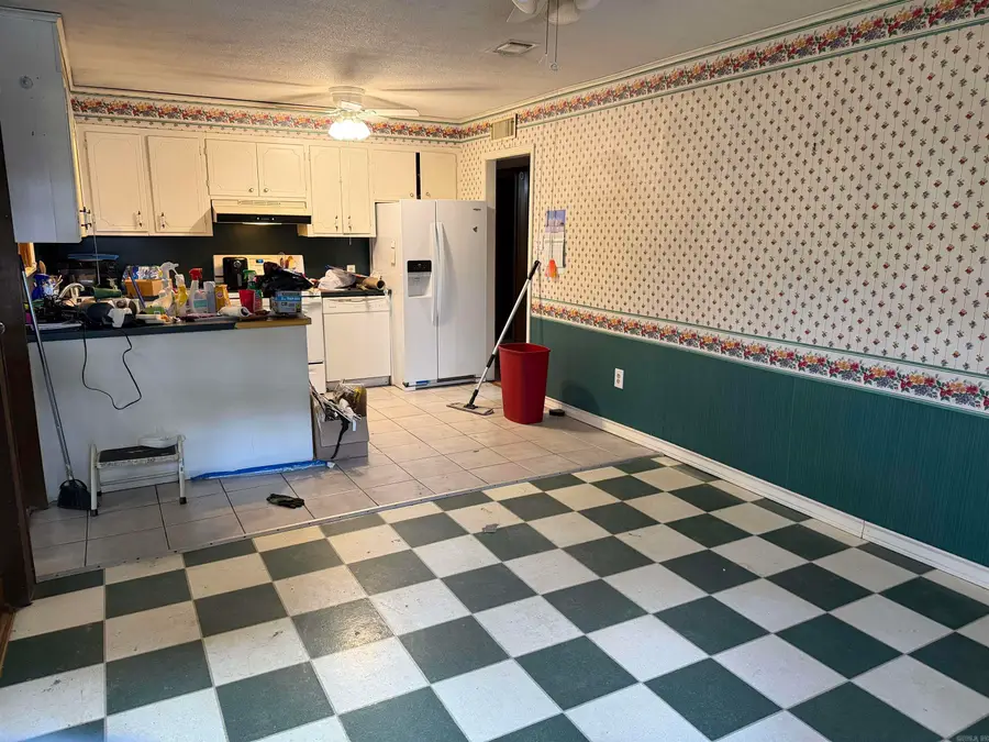 212 Chrisp Avenue, Searcy, AR 72143 - #2