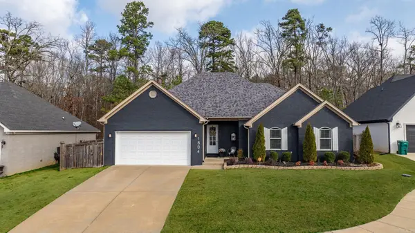1804 Maple Ridge, Benton, AR 72019