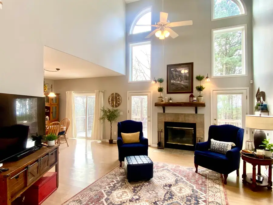 153 Castano Dr, Hot Springs Village, AR 71909 - #3