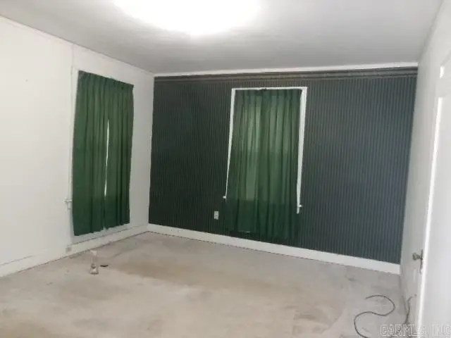 402 W Martin Place, Pine Bluff, AR 71601 - #3