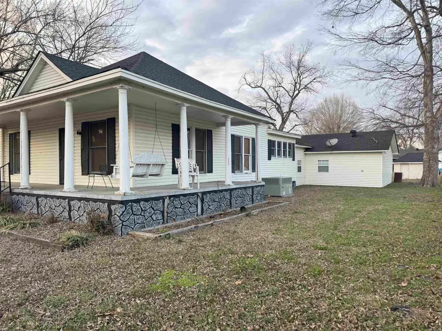 412 W Pike Street, Des Arc, AR 72040 - #3