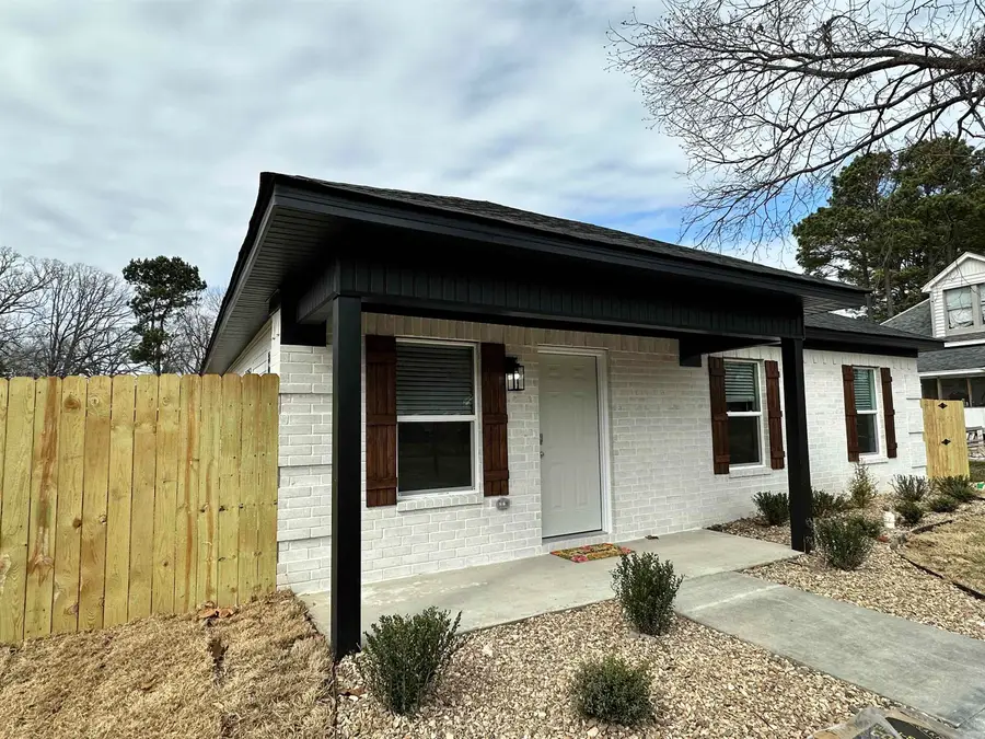 110 N Monroe Street, Cabot, AR 72023 - #2