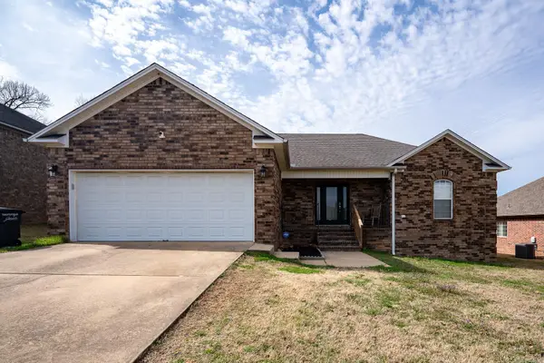 5609 Aviator Drive, Jacksonville, AR 72076