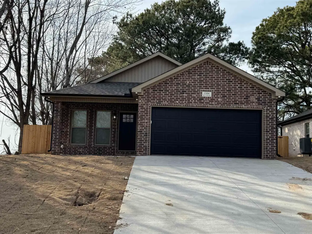 2304 Rector Rd, Paragould, AR 72450 - #1