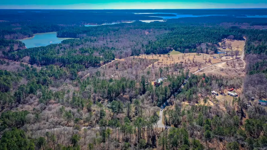 701 Peach Drive, Bismarck, AR 71929 - #3