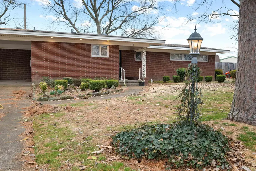 414 Ridgecrest Drive, Walnut Ridge, AR 72476 - #2