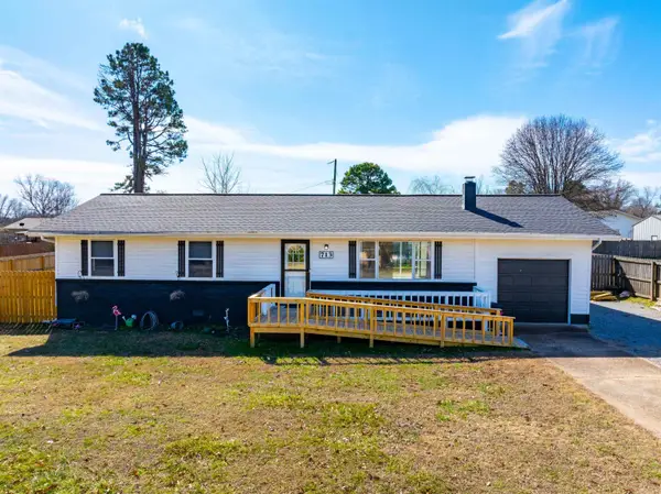 713 Circle Drive, Cave City, AR 72521