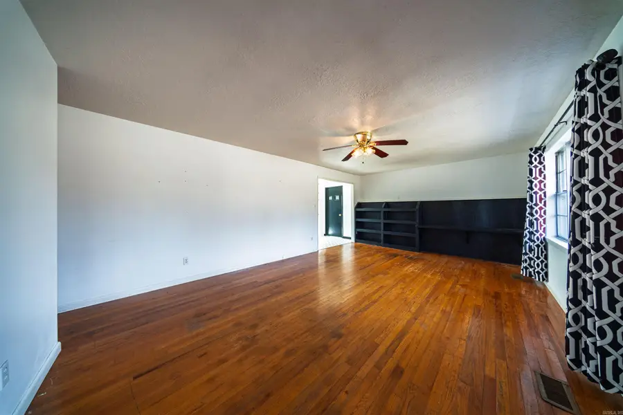 713 Circle Drive, Cave City, AR 72521 - #3