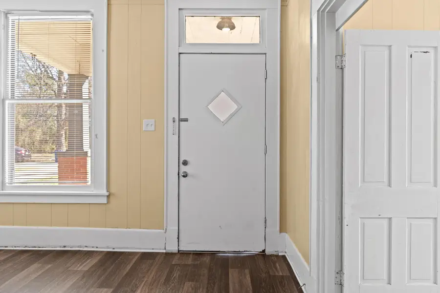 303 Ash Street, Conway, AR 72034 - #3