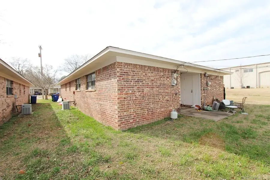 Oliver-Bradley (3 Duplexes), Conway, AR 72034 - #3