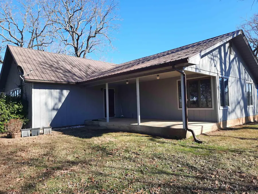 111 Robinson Street, Mammoth Spring, AR 72554 - #2