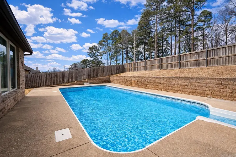 542 Scarlet Oaks Drive, Benton, AR 72019 - #2