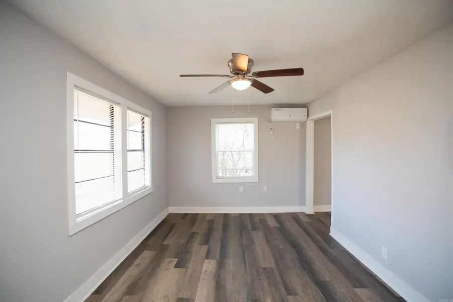 914 E 17th Street, North Little Rock, AR 72114 - #2