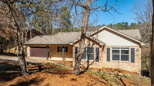 10700 Bainbridge Dr Drive, Little Rock, AR 72212