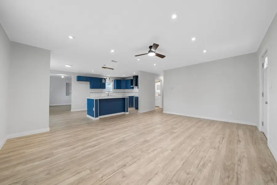 1301 Peach Street, Hope, AR 71801 - #3