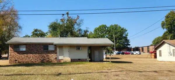 1020 Crawford Street, Clarksville, AR 72830