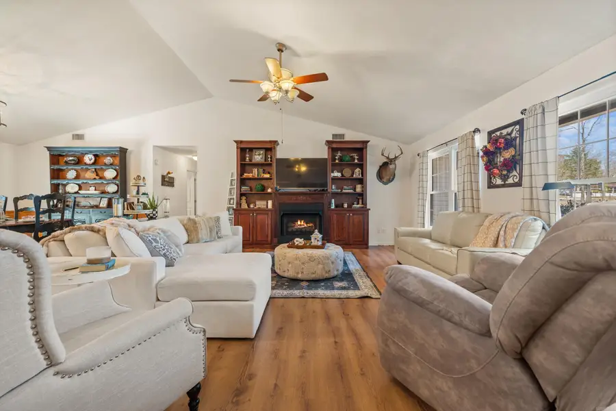 230 S Ross Maddox Road, Pearcy, AR 71964 - #3