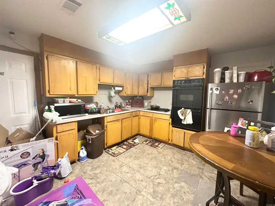 11 School St., Pine Bluff, AR 71602 - #3