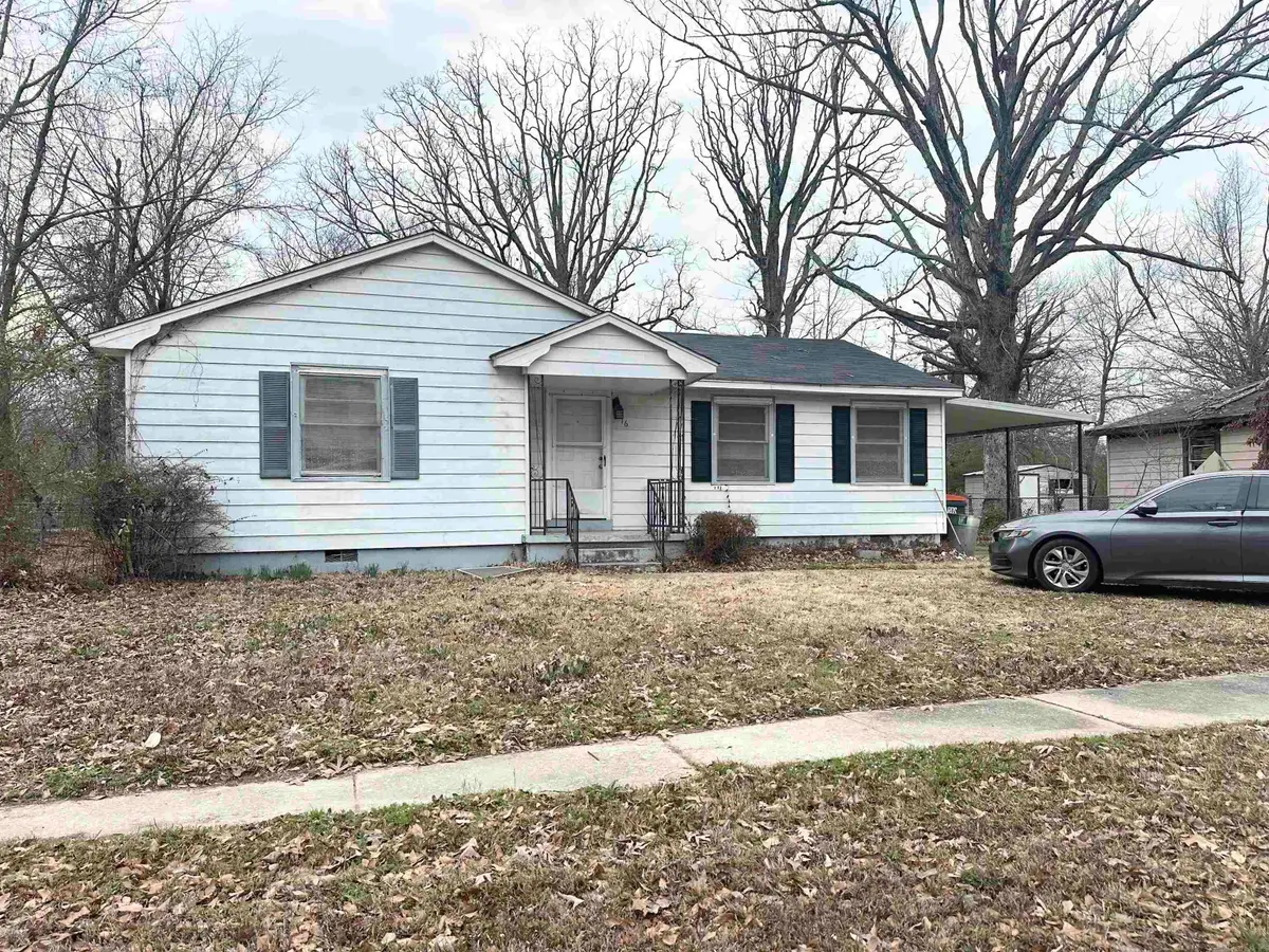 16 Shirley St., Pine Bluff, AR 71602 - #1