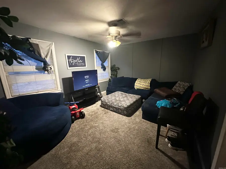 16 Shirley St., Pine Bluff, AR 71602 - #2