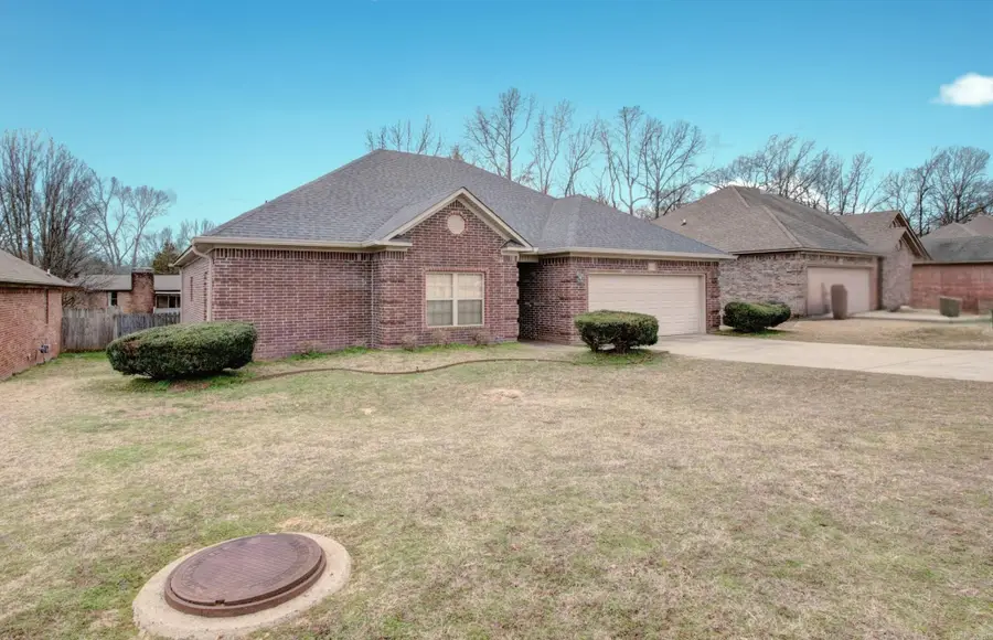 5709 Flight Court, Jacksonville, AR 72076 - #3