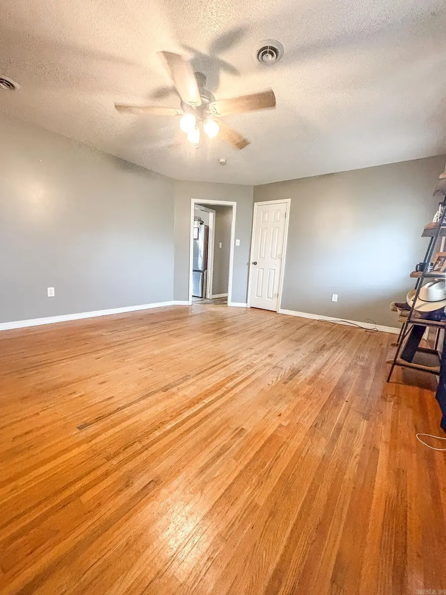 805 S.spring Street, Searcy, AR 72143 - #3