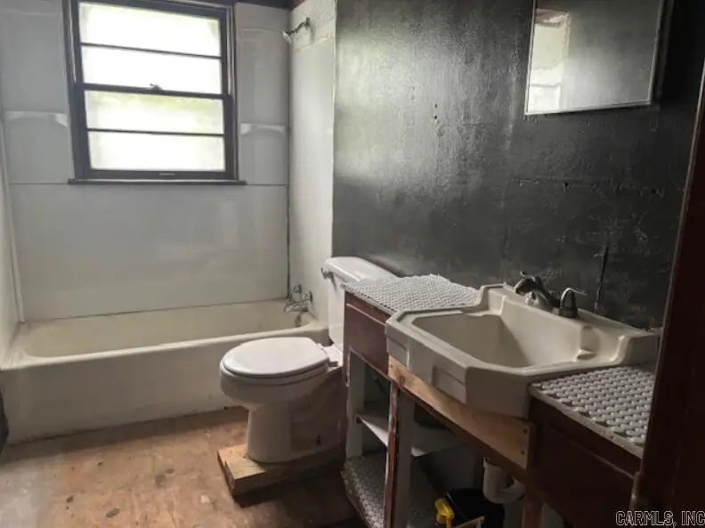 403 E 5th, Junction City, LA 71256 - #2