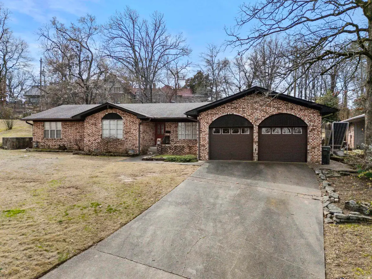 15 Rosewood Circle, Little Rock, AR 72205 - #1