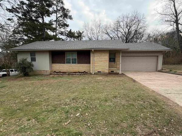 501 W North Street, Heber Springs, AR 72543