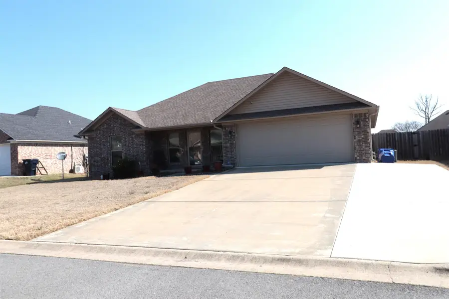 15 Weatherwood Drive, Greenbrier, AR 72058 - #2