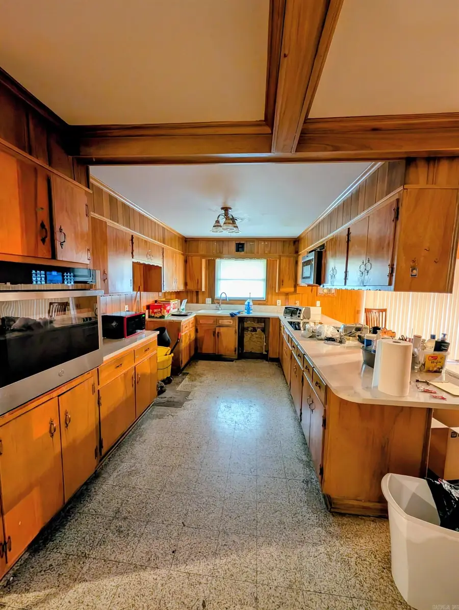 2403 W 40th Ave, Pine Bluff, AR 71603 - #2