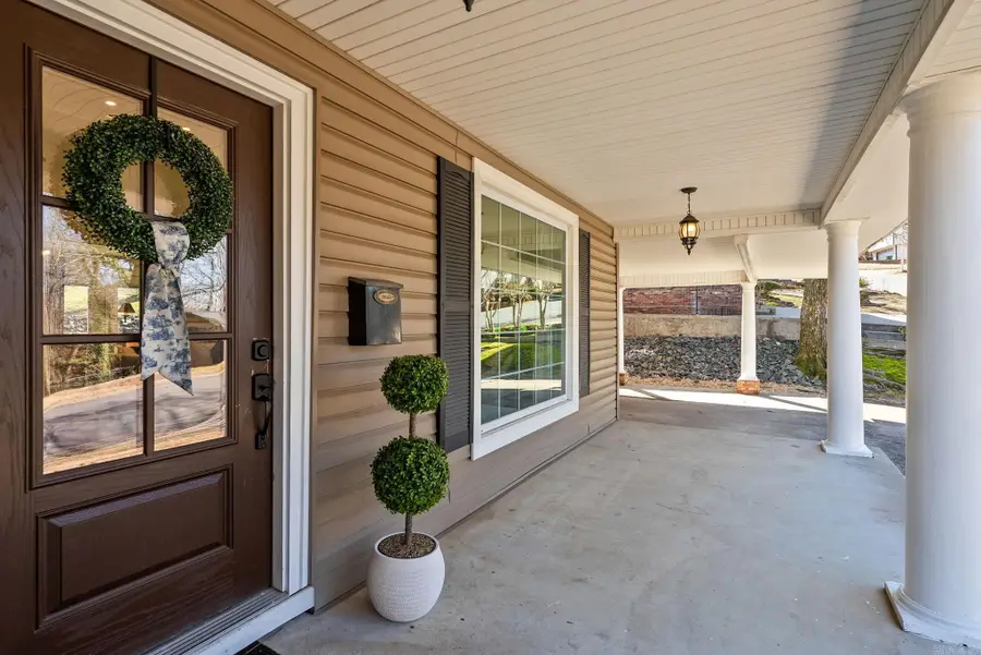 5812 N Locust St, North Little Rock, AR 72116 - #3