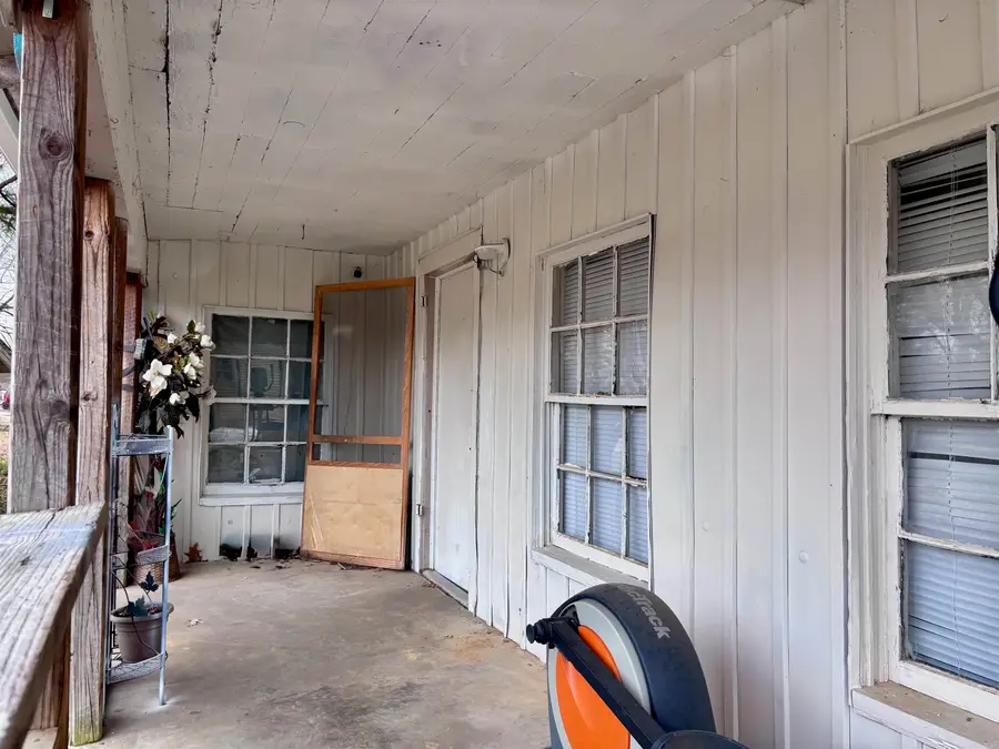 508 Bertig St, Paragould, AR 72450 - #3