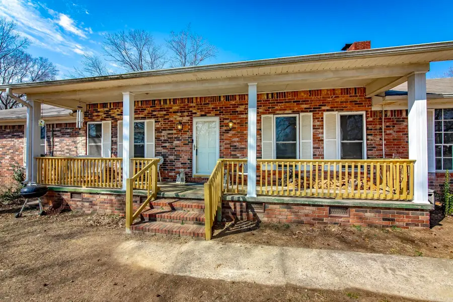 1129 W Main St, Austin, AR 72007 - #3