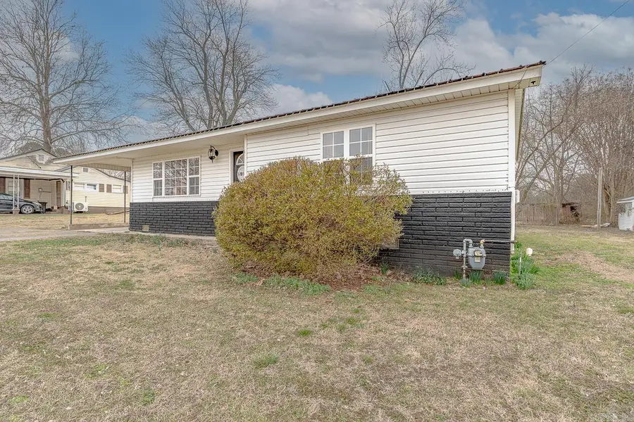 180 College Drive, Melbourne, AR 72556 - #3