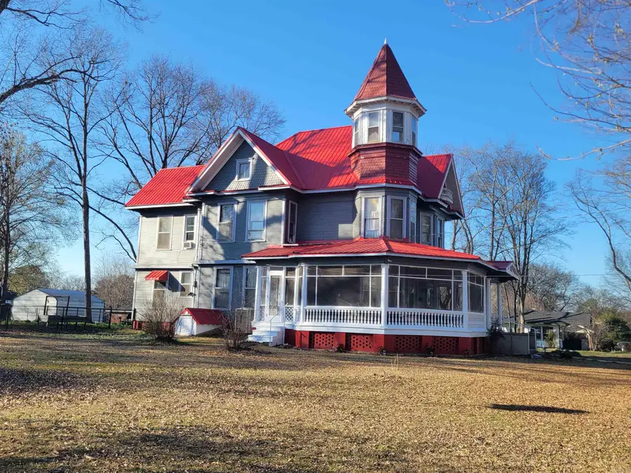 709 N Morrill Street, Morrilton, AR 72110 - #3