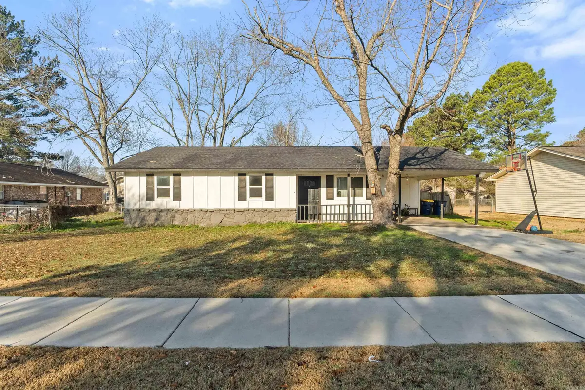38 S 10th Street, Cabot, AR 72023 - #1