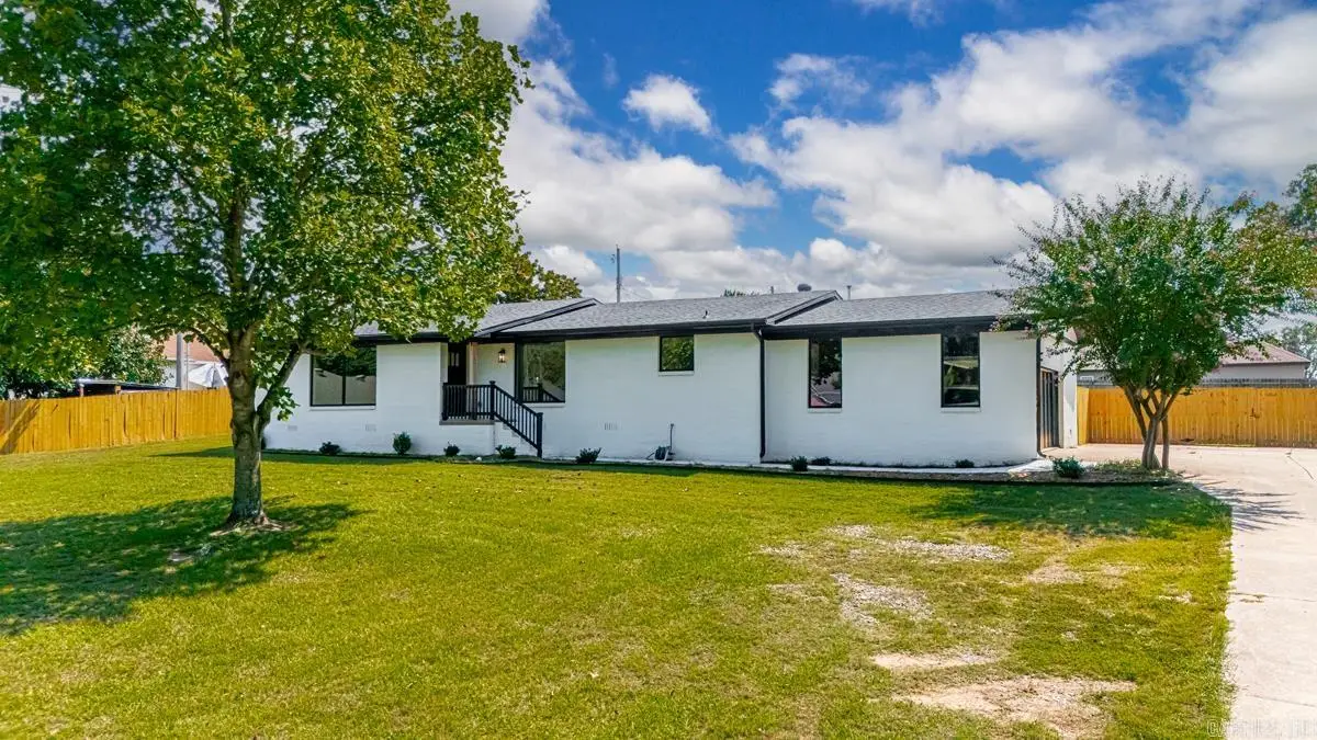 616 E Woodruff Avenue, Sherwood, AR 72120 - #1