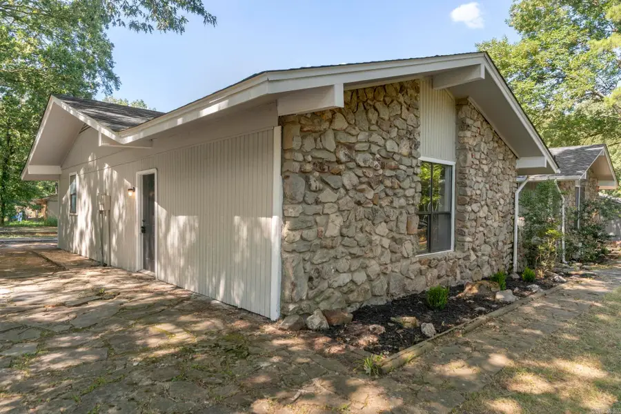 9914 Pinnacle Valley Road, Little Rock, AR 72223 - #3