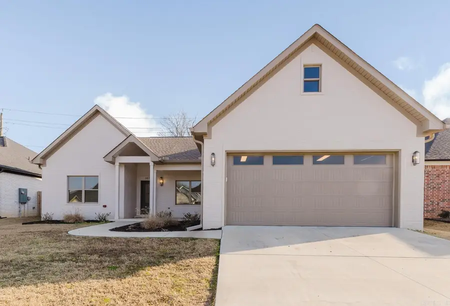 3871 Spencer Crossing Dr, Benton, AR 72019 - #3