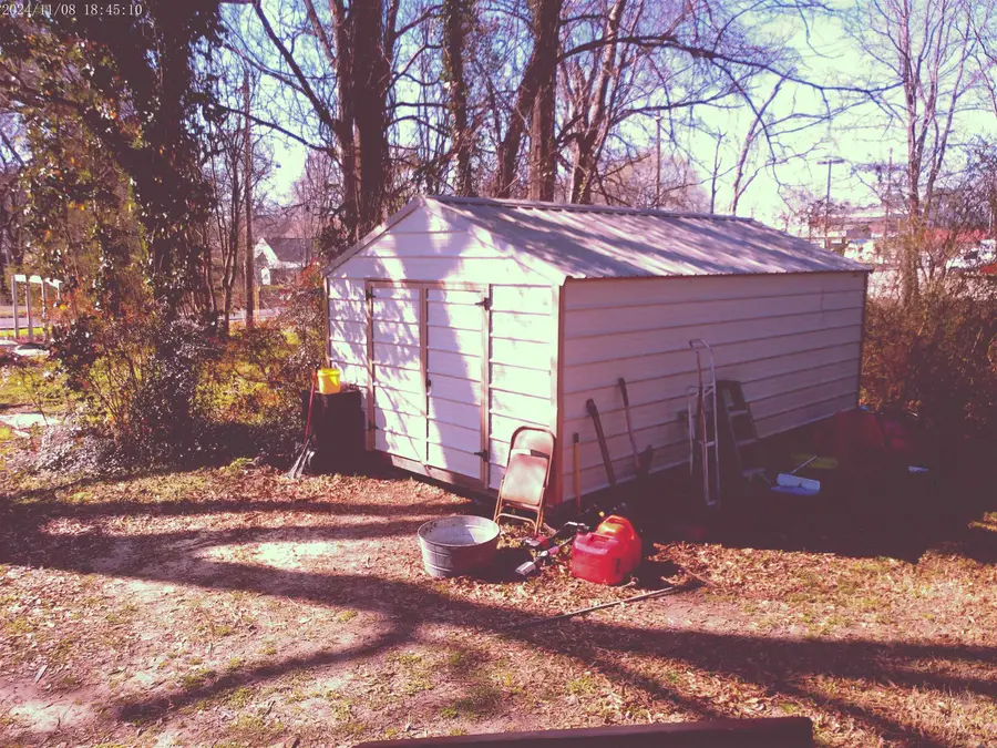 215 N 15th Street, Arkadelphia, AR 71923 - #3