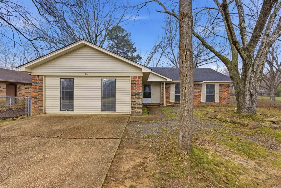 207 Fairway Drive, Conway, AR 72034 - #2