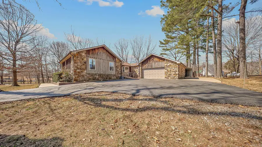 2500 N 29th Street, Paragould, AR 72450 - #2