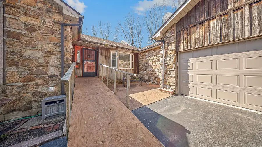 2500 N 29th Street, Paragould, AR 72450 - #3