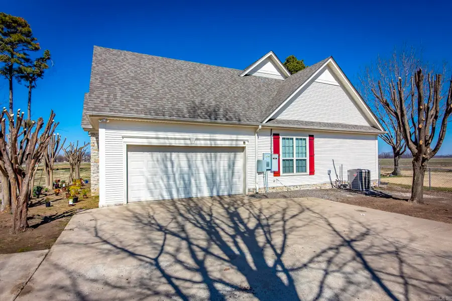 3383 Henderson Road, England, AR 72046 - #2