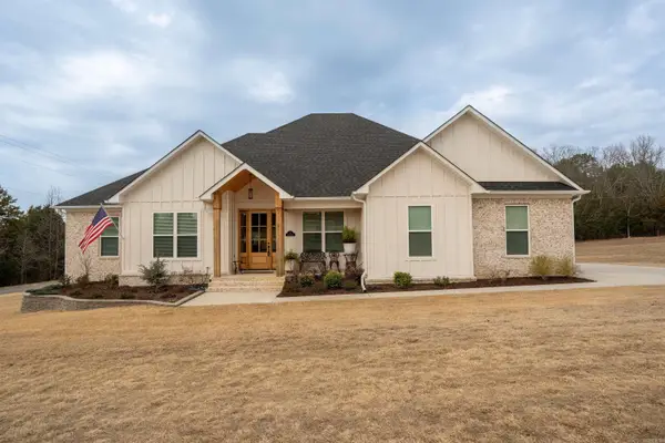 1 Avrey Lane, Greenbrier, AR 72058