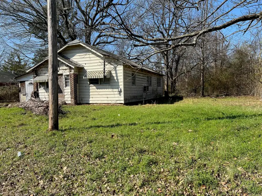 502 L A Prexy Davis Dr, Pine Bluff, AR 71601 - #2